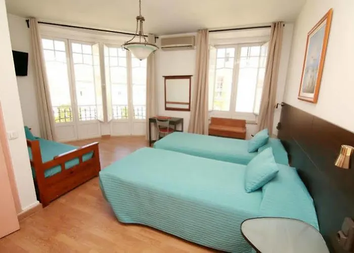 Residencial Joao Xxi 3*