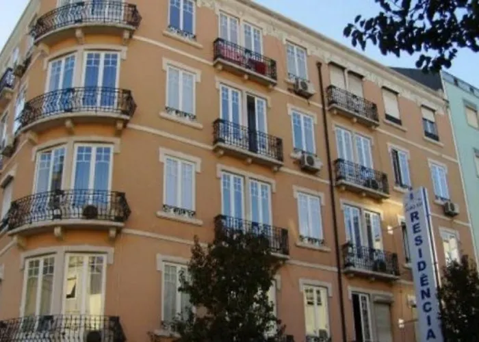 Residencial Joao Xxi 3*